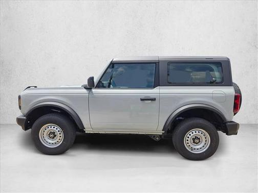 Avalanche Gray 2026 Ford Bronco Base 2 Door 4x4
