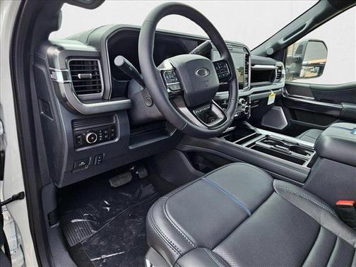 2025 Ford F-350 Platinum