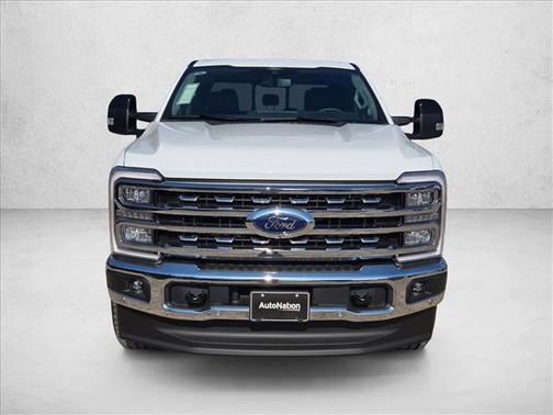 Oxford White 2026 Ford F-250 Lariat