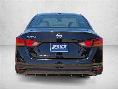 Super Black 2025 Nissan Altima SV FWD