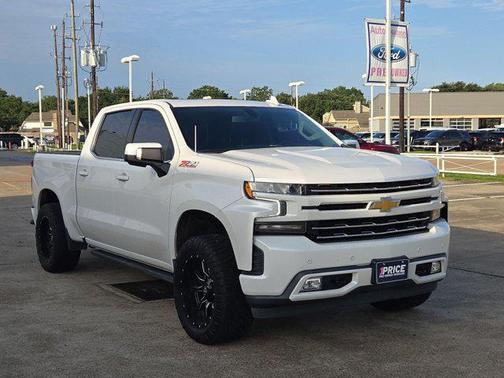 Iridescent Pearl Tricoat 2021 Chevrolet Silverado 1500 LTZ