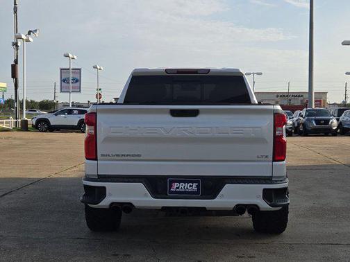 Iridescent Pearl Tricoat 2021 Chevrolet Silverado 1500 LTZ
