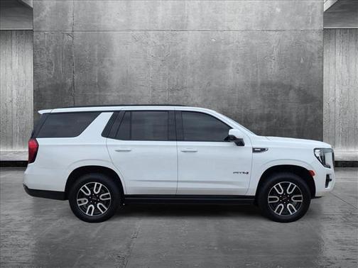 2023 GMC Yukon 4WD AT4