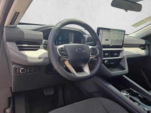 Space White Metallic 2026 Ford Explorer Active