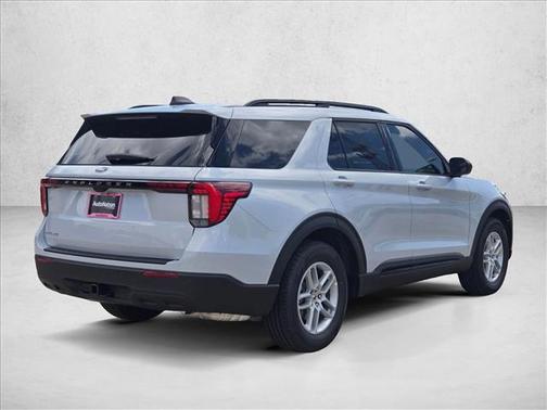 Space White Metallic 2026 Ford Explorer Active