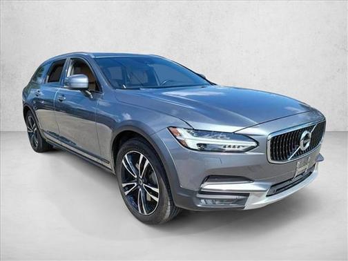 2018 Volvo V90 Cross Country T5
