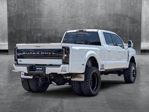 2025 Ford F-350 Platinum