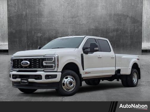 2025 Ford F-350 Platinum