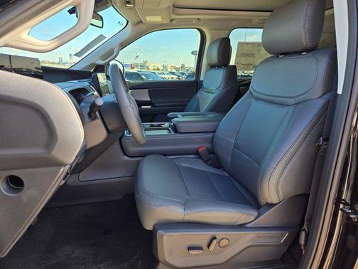 2026 Ford Expedition Max Active 4x2