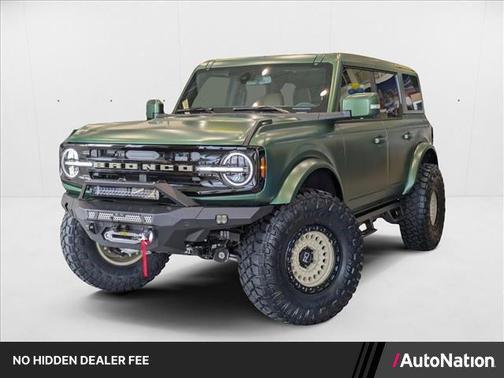 Eruption Green Metallic 2025 Ford Bronco Outer Banks