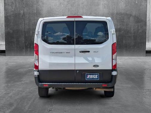 2022 Ford Transit-350 XLT