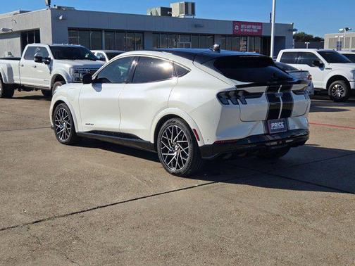 2022 Ford Mustang Mach-E GT