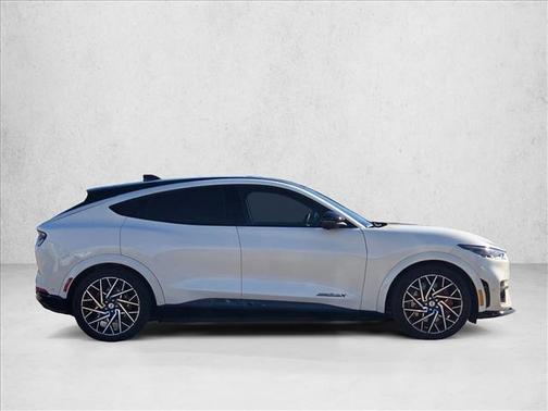 2022 Ford Mustang Mach-E GT