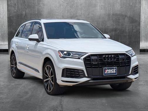 2021 Audi Q7 55 Premium Plus
