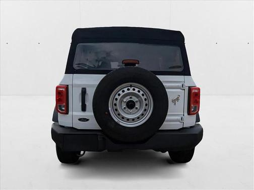 2025 Ford Bronco Base 4 Door 4x4