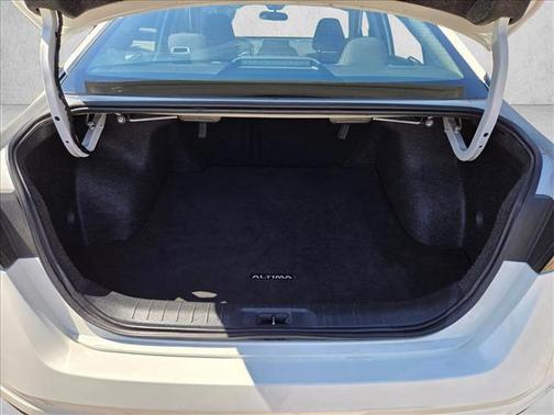 Glacier White 2025 Nissan Altima SV FWD