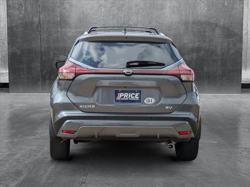 2023 Nissan Kicks SV