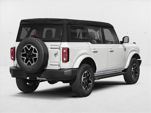 Oxford White 2026 Ford Bronco Outer Banks