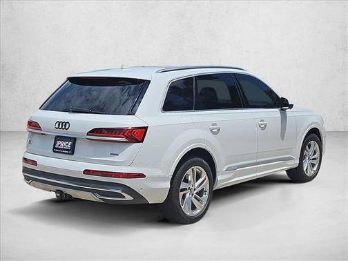 Glacier White Metallic 2020 Audi Q7 55 Premium Plus