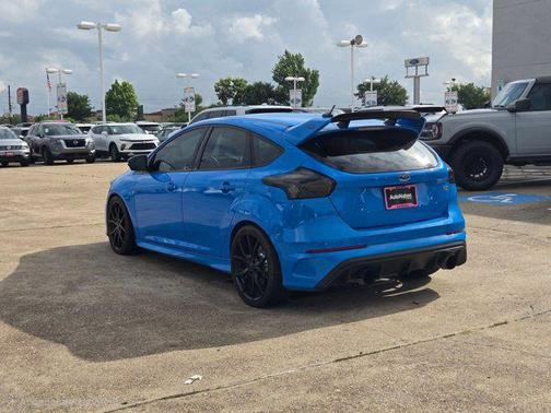 Nitrous Blue Quad-Coat 2017 Ford Focus RS Base