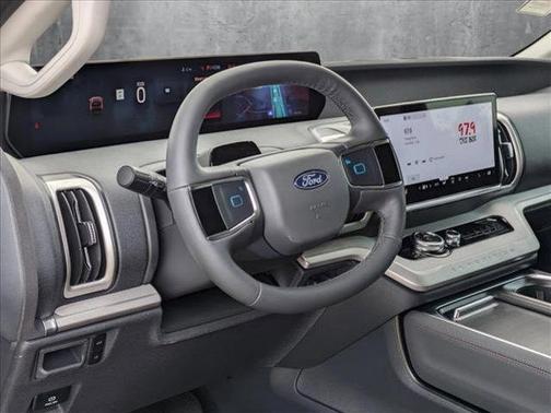 2025 Ford Expedition Max Active 4x2