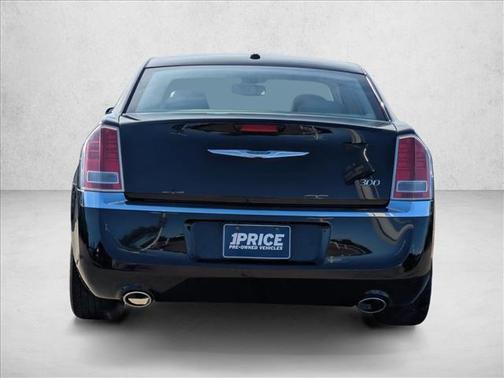 2011 Chrysler 300 Limited