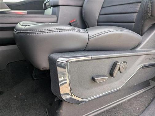 2025 Ford F-250 Platinum
