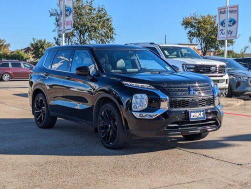2022 Mitsubishi Outlander Black Edition 2WD