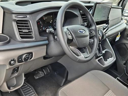 2025 Ford Transit-350 XLT