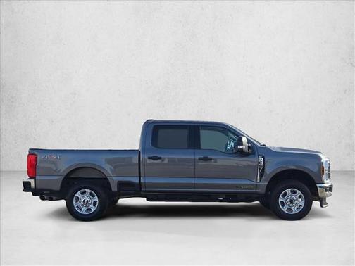 2025 Ford F-250 XLT