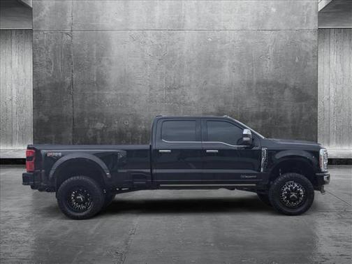 2023 Ford F-350 Platinum