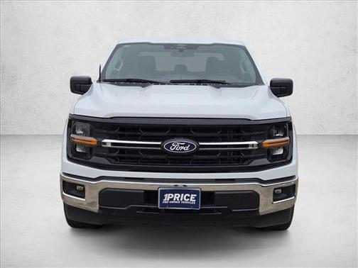 Oxford White 2025 Ford F-150 XLT