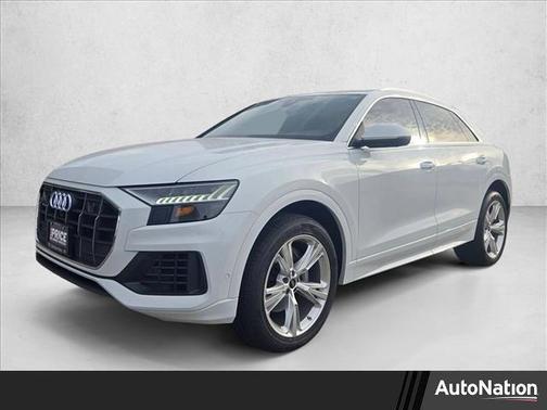 2023 Audi Q8 55 Premium