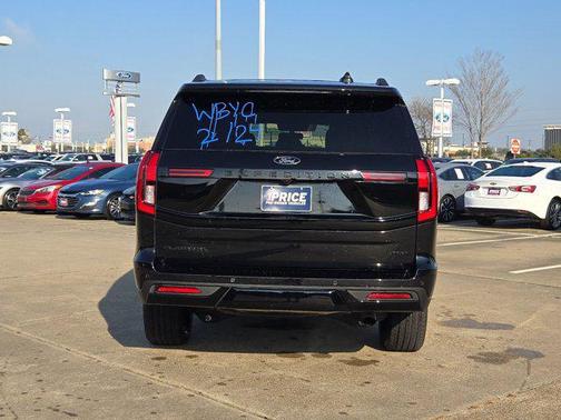 2025 Ford Expedition Max Platinum