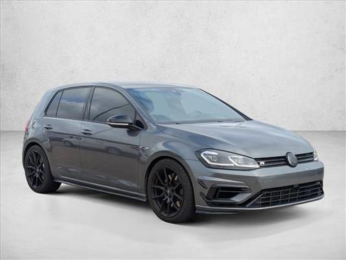 2018 Volkswagen Golf R 2.0T DSG