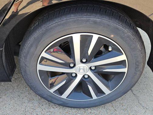 Crystal Black Pearl 2023 Honda Civic LX