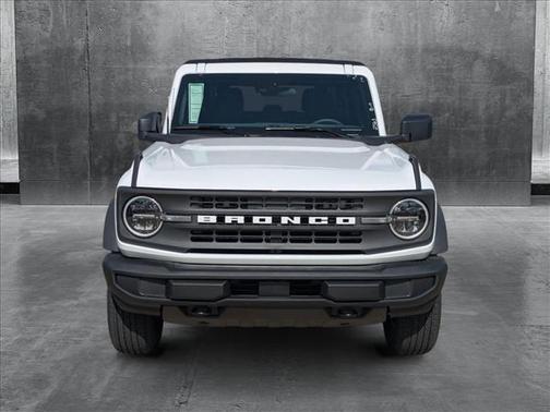 2025 Ford Bronco Base 4 Door 4x4