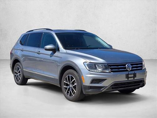Pyrite Silver Metallic 2021 Volkswagen Tiguan 2.0T SE