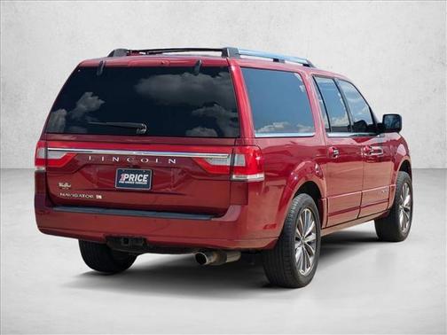 2017 Lincoln Navigator Select