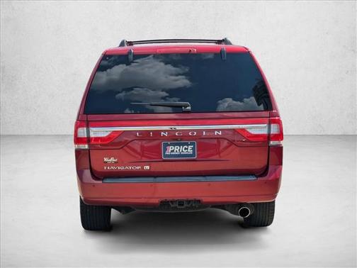 2017 Lincoln Navigator Select