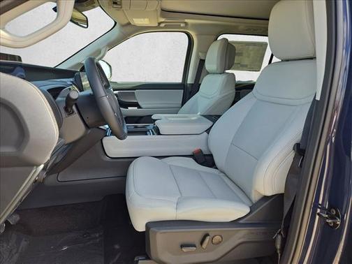 Blue Ember Metallic 2027 Ford Expedition Platinum