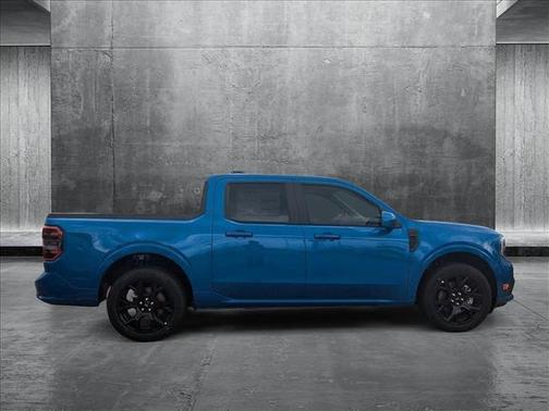 2025 Ford Maverick Lobo Standard