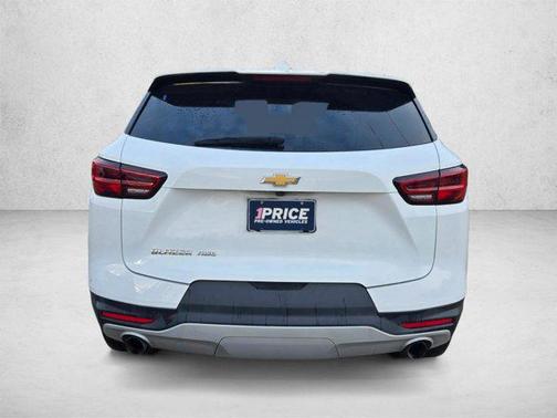Summit White 2025 Chevrolet Blazer 2LT
