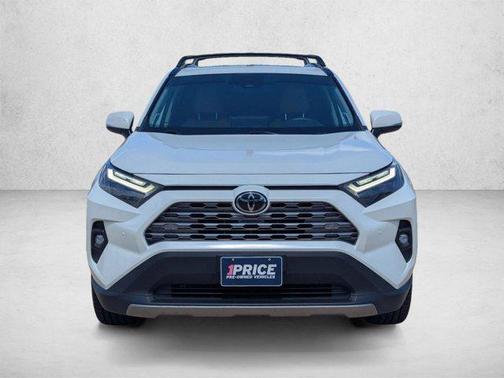 Blizzard Pearl 2022 Toyota RAV4 Limited