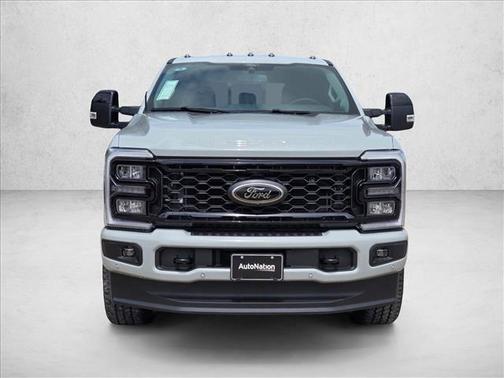 Avalanche 2026 Ford F-250 Lariat