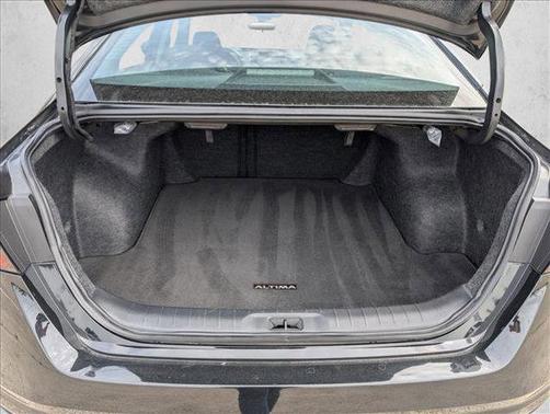 Super Black 2025 Nissan Altima SV FWD