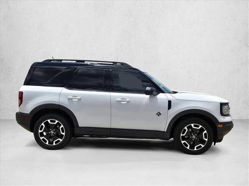 Oxford White 2022 Ford Bronco Sport Outer Banks