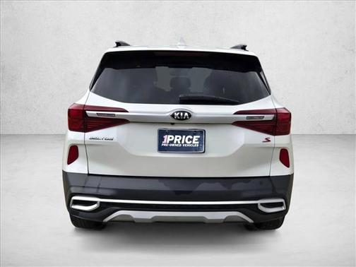 Snow White Pearl 2021 Kia Seltos S