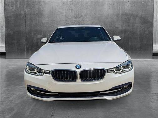 2018 BMW 330 xDrive