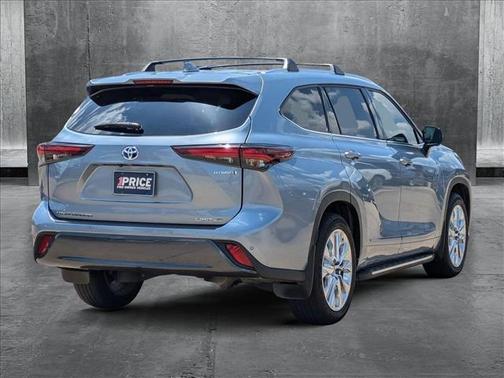 2024 Toyota Highlander Hybrid Limited